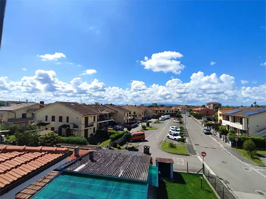 Immagine 36 di Appartamento in vendita  in Via Alessandro Volta a Ponsacco