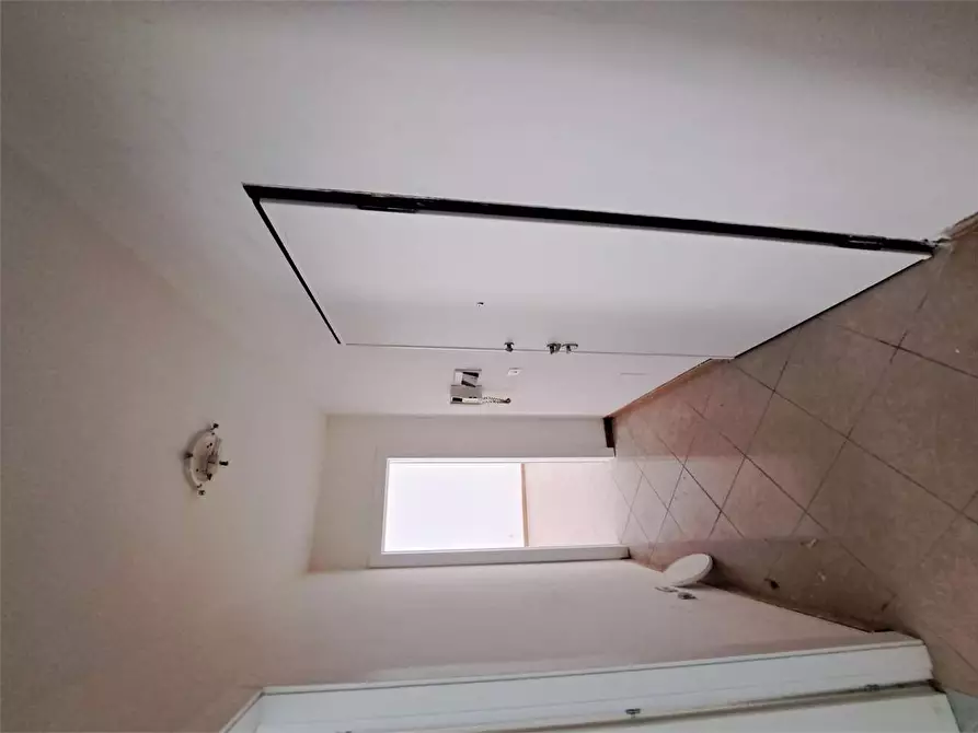 Immagine 10 di Appartamento in vendita  in via dei Mulini a Livorno