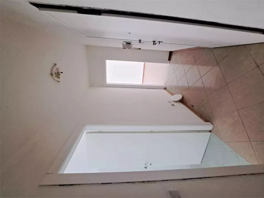 Immagine 14 di Appartamento in vendita  in via dei Mulini a Livorno