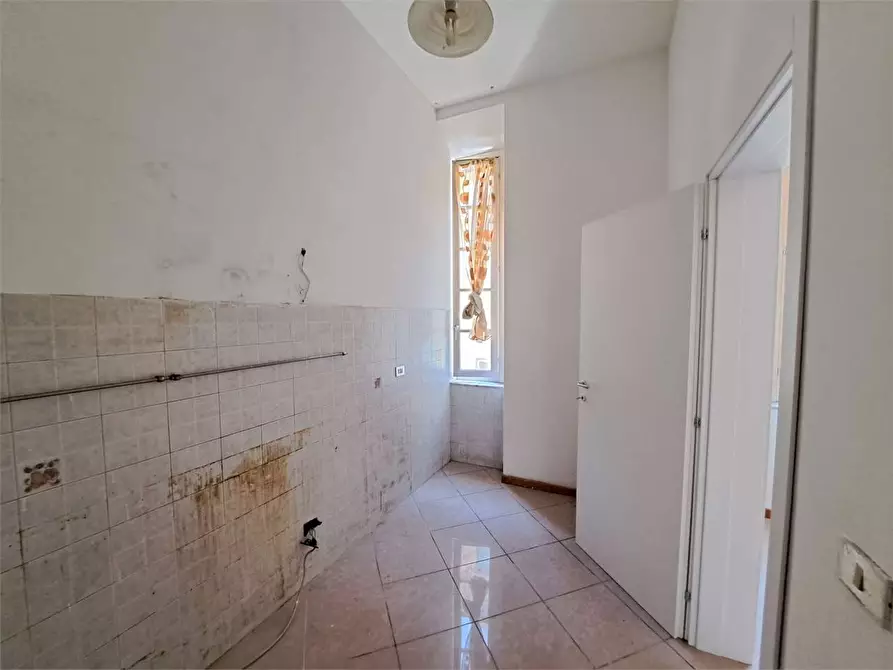 Immagine 19 di Appartamento in vendita  in via dei Mulini a Livorno