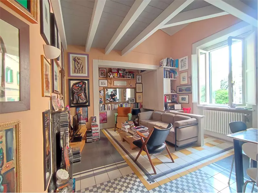 Immagine 1 di Appartamento in vendita  in via Goldoni a Livorno