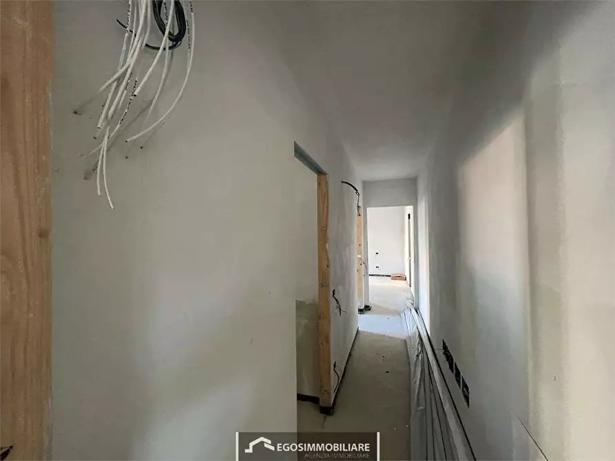 Immagine 15 di Appartamento in vendita  in Via Sirmione 21 a Desenzano Del Garda