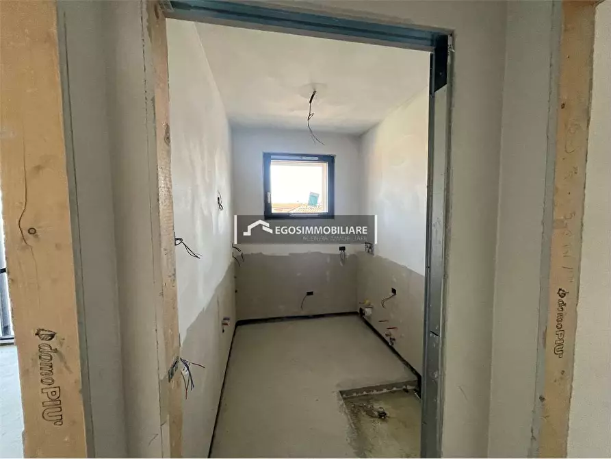 Immagine 28 di Appartamento in vendita  in Via Sirmione 21 a Desenzano Del Garda