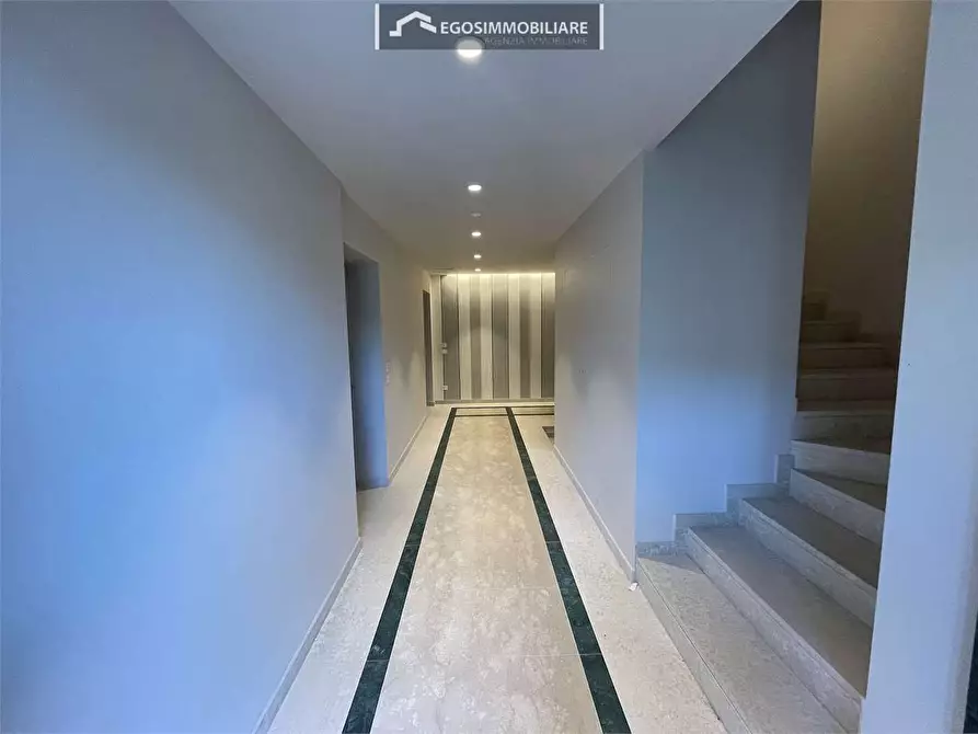 Immagine 16 di Trilocale in vendita  in Via Sirmione 21 a Desenzano Del Garda