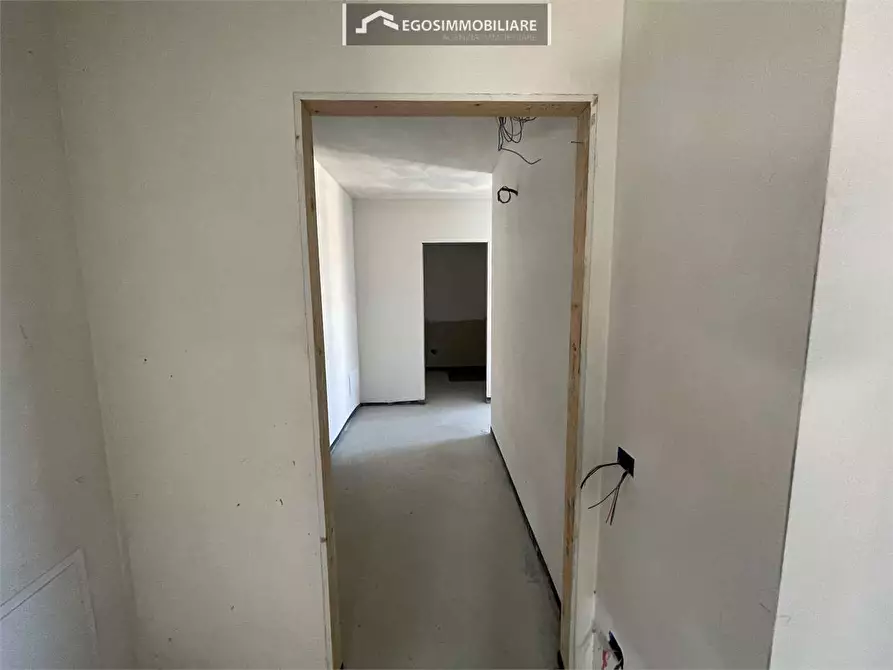 Immagine 29 di Trilocale in vendita  in Via Sirmione 21 a Desenzano Del Garda