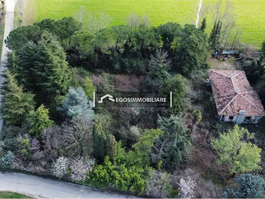 Immagine 2 di Rustico / casale in vendita  in Via Adriano  16 a Desenzano Del Garda