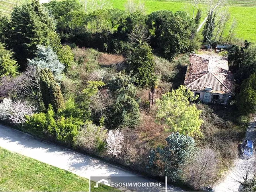 Immagine 5 di Rustico / casale in vendita  in Via Adriano  16 a Desenzano Del Garda