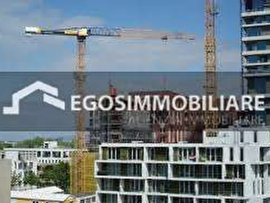 Immagine 3 di Attico in vendita  in Via Guglielmo Marconi 133 a Desenzano Del Garda