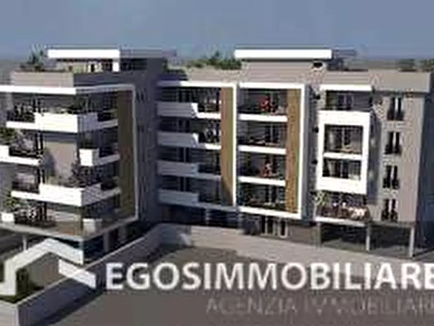 Immagine 5 di Attico in vendita  in Via Guglielmo Marconi 133 a Desenzano Del Garda