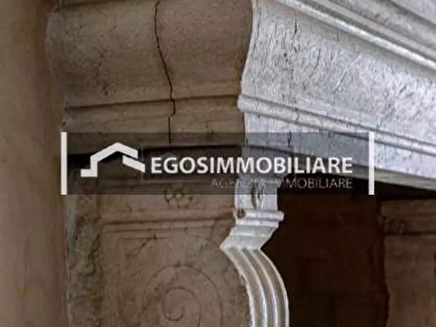 Immagine 8 di Villa in vendita  a Padenghe Sul Garda