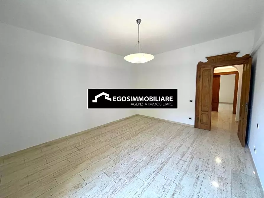 Immagine 1 di Bilocale in affitto  in Via Anelli 24 a Desenzano Del Garda