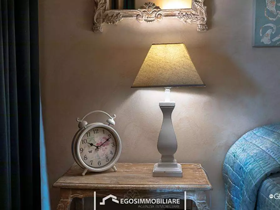 Immagine 25 di Villa in vendita  a Padenghe Sul Garda