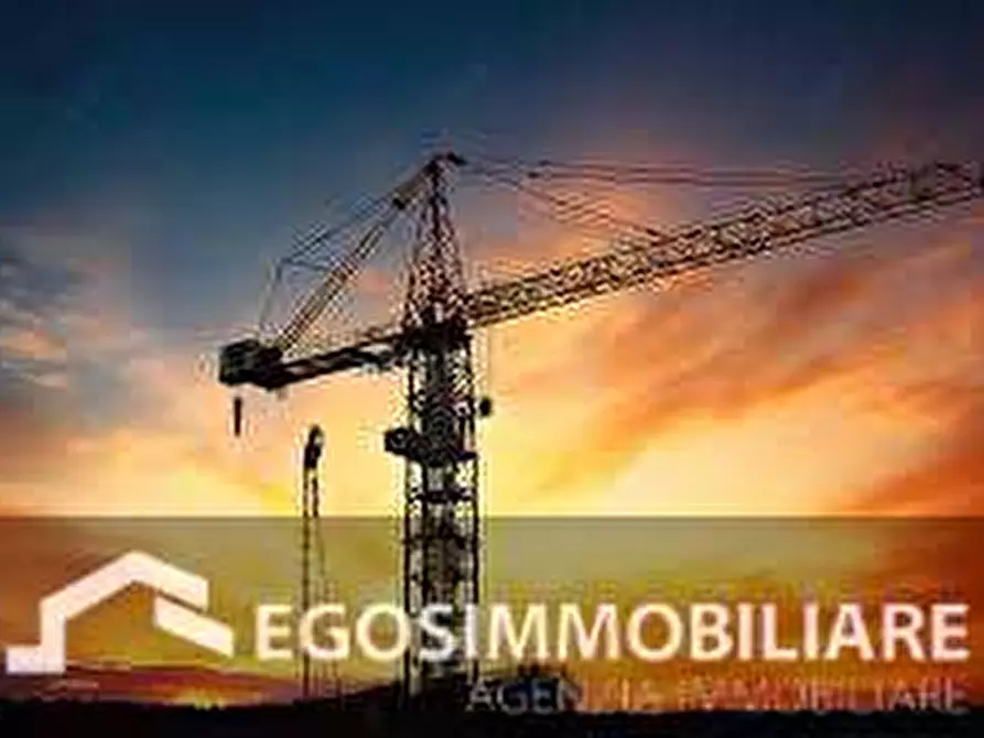 Immagine 3 di Appartamento in vendita  in Piazza Garibaldi a Desenzano Del Garda