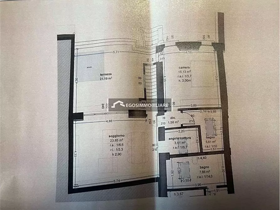 Immagine 6 di Appartamento in vendita  in Piazza Garibaldi a Desenzano Del Garda