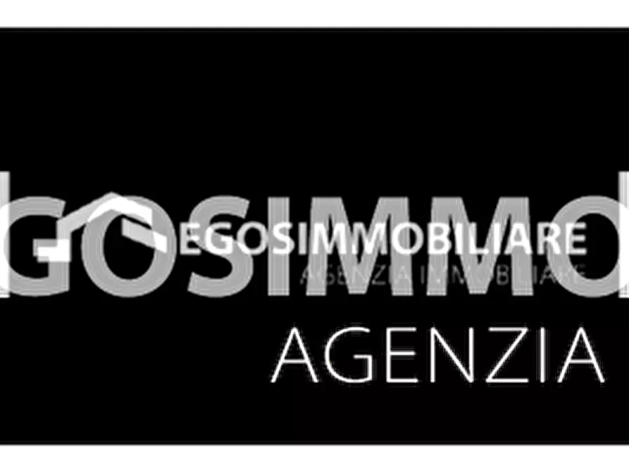 Immagine 8 di Appartamento in vendita  in Piazza Garibaldi a Desenzano Del Garda