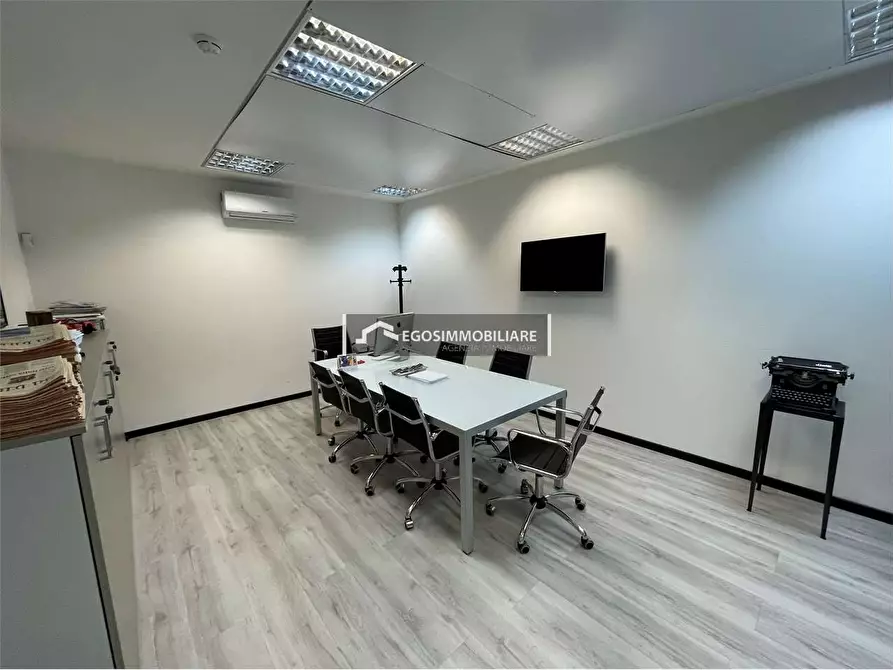 Immagine 12 di Attico in vendita  in Via Guglielmo Marconi 133 a Desenzano Del Garda