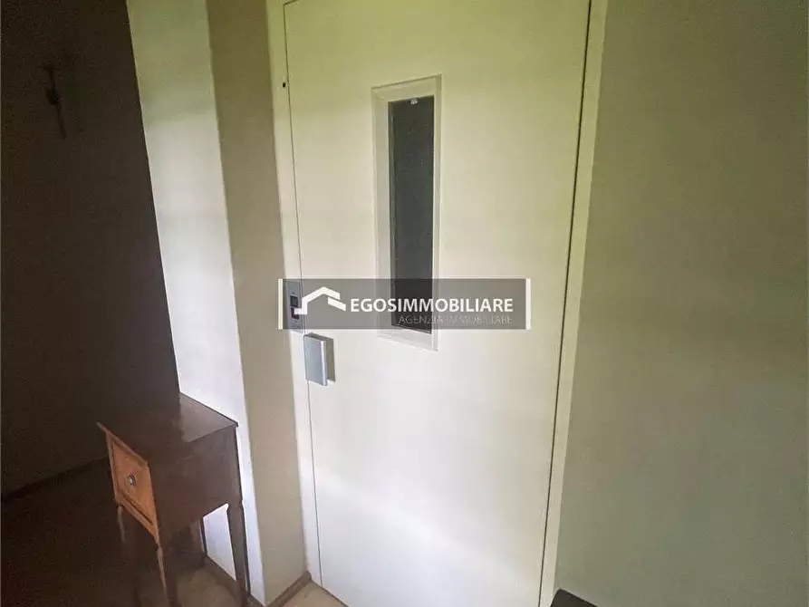 Immagine 21 di Villa in vendita  in Via Roma a Gavardo