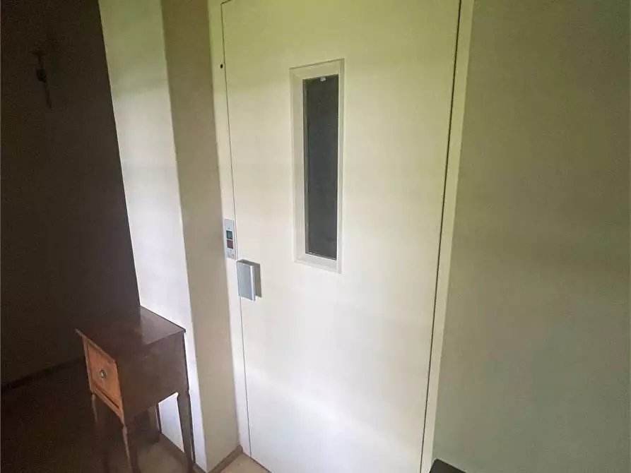 Immagine 21 di Villa in vendita  in Via Roma a Gavardo