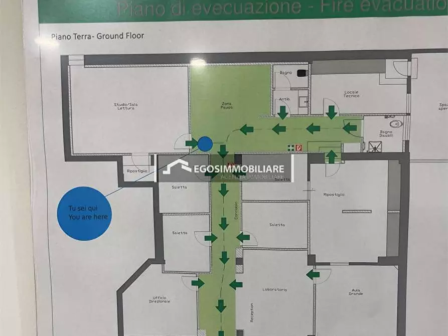 Immagine 16 di Negozio in affitto  in Via Scavi Romani  29 a Desenzano Del Garda