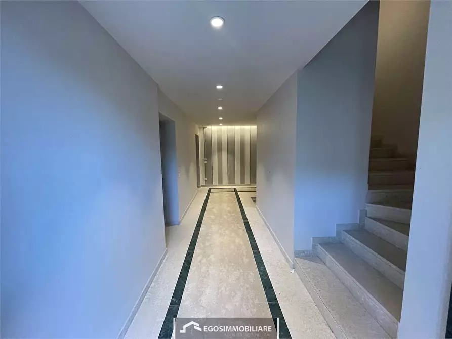 Immagine 16 di Trilocale in vendita  in Via Sirmione 21 a Desenzano Del Garda