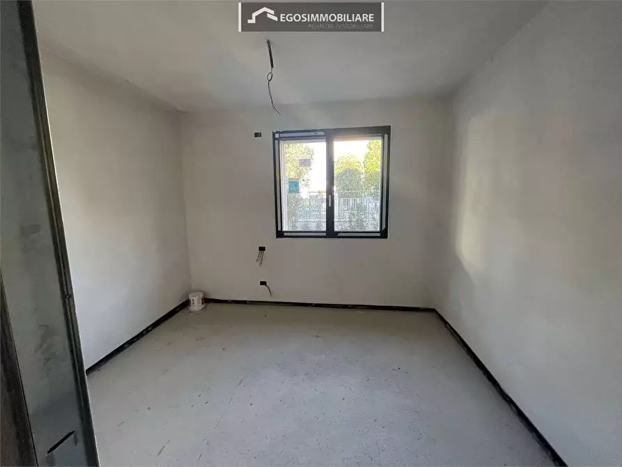 Immagine 33 di Attico in vendita  in Via Sirmione 21 a Desenzano Del Garda