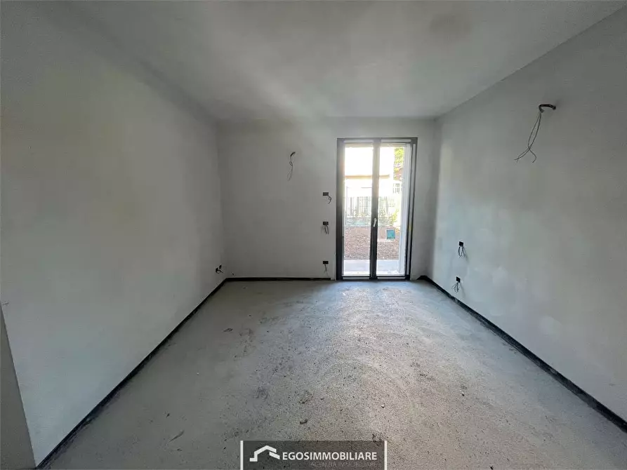 Immagine 34 di Attico in vendita  in Via Sirmione 21 a Desenzano Del Garda