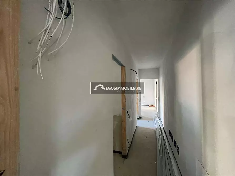 Immagine 18 di Trilocale in vendita  in Via Sirmione 21 a Desenzano Del Garda