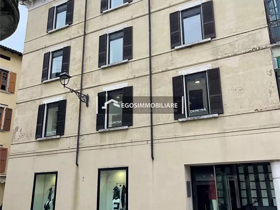 Immagine 2 di Ufficio in affitto  in Piazza Malvezzi a Desenzano Del Garda