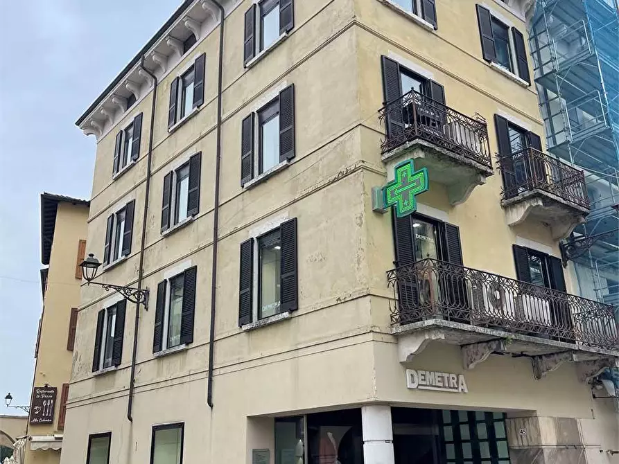 Immagine 3 di Ufficio in affitto  in Piazza Malvezzi a Desenzano Del Garda