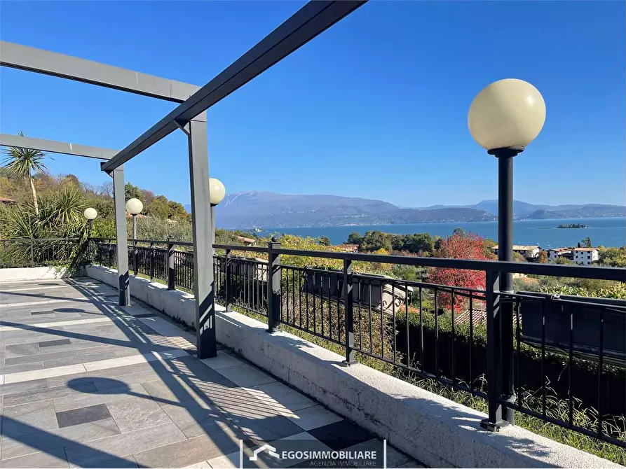 Immagine 4 di Negozio in affitto  in Via S. Faustino a Manerba Del Garda