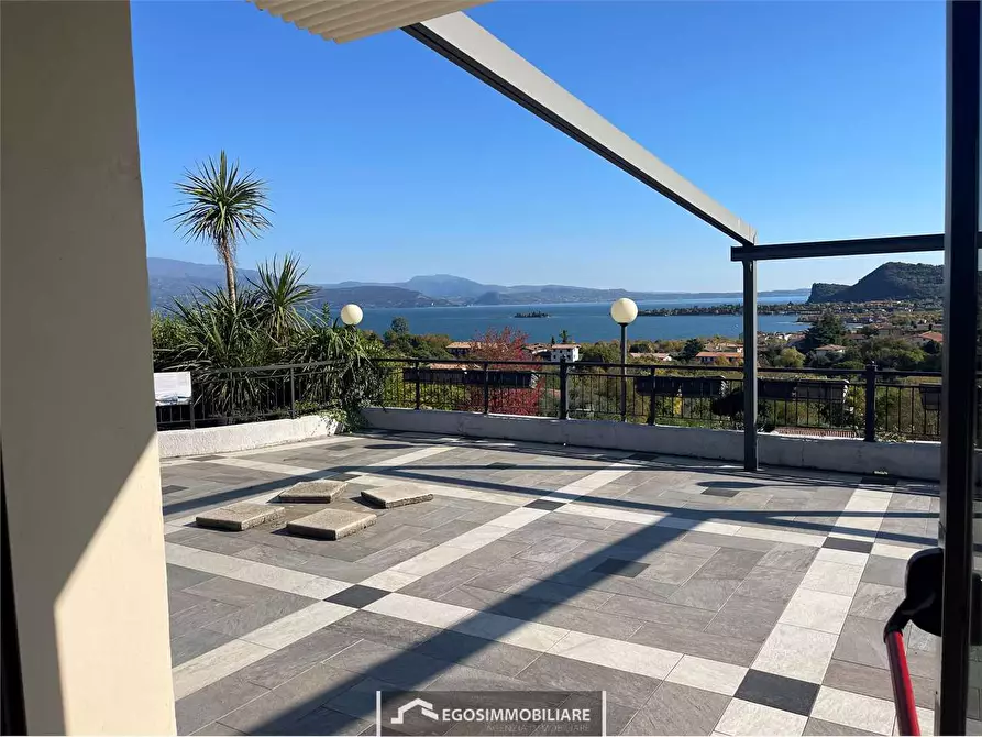 Immagine 8 di Negozio in affitto  in Via S. Faustino a Manerba Del Garda