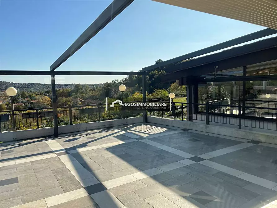 Immagine 9 di Negozio in affitto  in Via S. Faustino a Manerba Del Garda