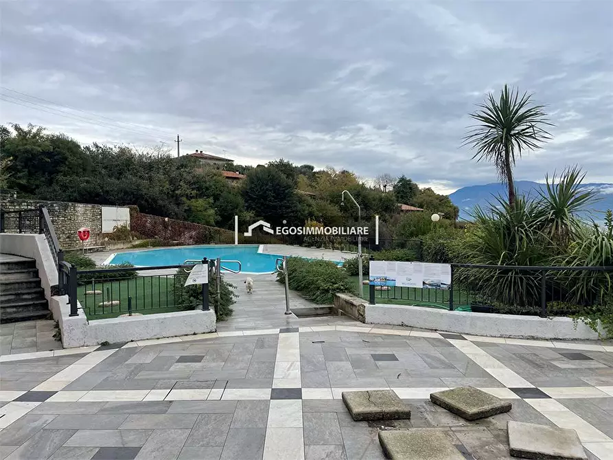 Immagine 18 di Negozio in affitto  in Via S. Faustino a Manerba Del Garda