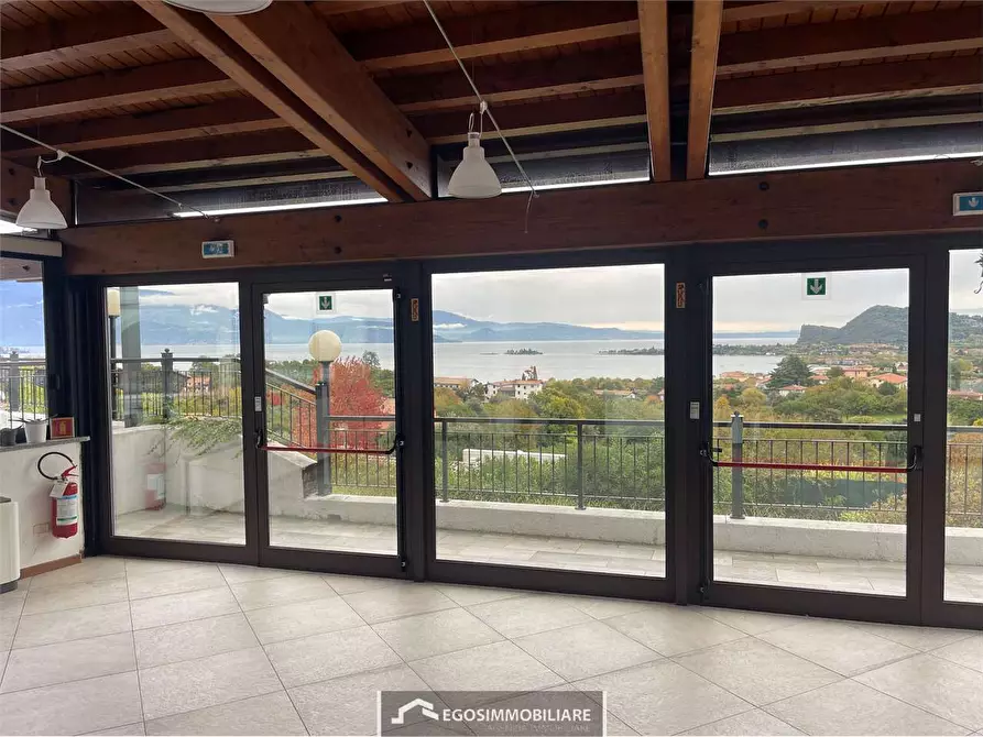 Immagine 21 di Negozio in affitto  in Via S. Faustino a Manerba Del Garda