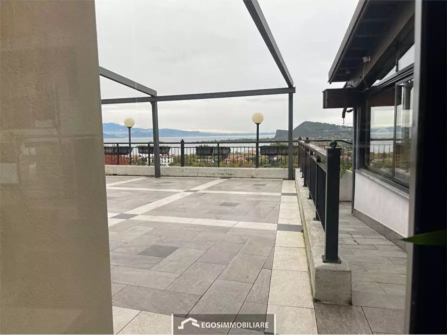 Immagine 24 di Negozio in affitto  in Via S. Faustino a Manerba Del Garda