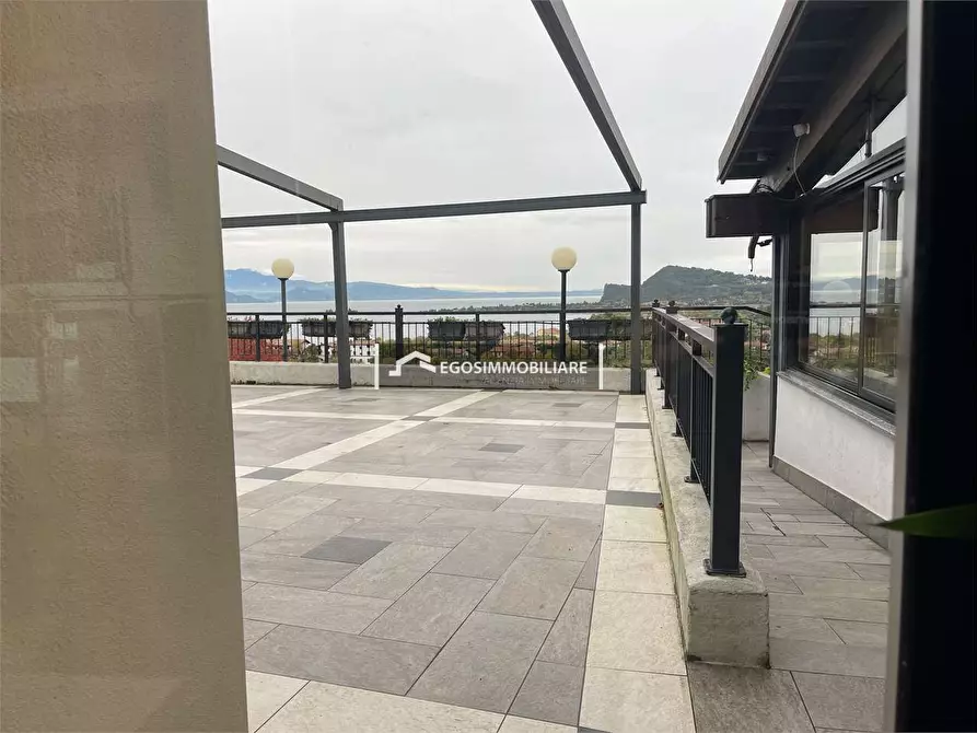 Immagine 24 di Negozio in affitto  in Via S. Faustino a Manerba Del Garda