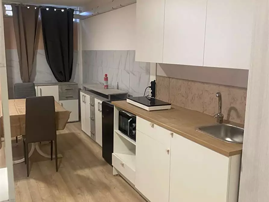 Immagine 14 di Appartamento in affitto  a Desenzano Del Garda