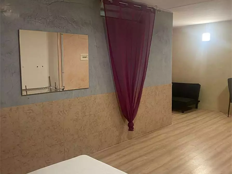 Immagine 22 di Appartamento in affitto  a Desenzano Del Garda