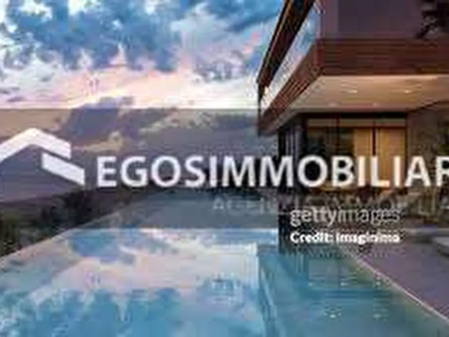 Immagine 2 di Hotel in vendita  in Viale Alcide De Gasperi snc a Salò