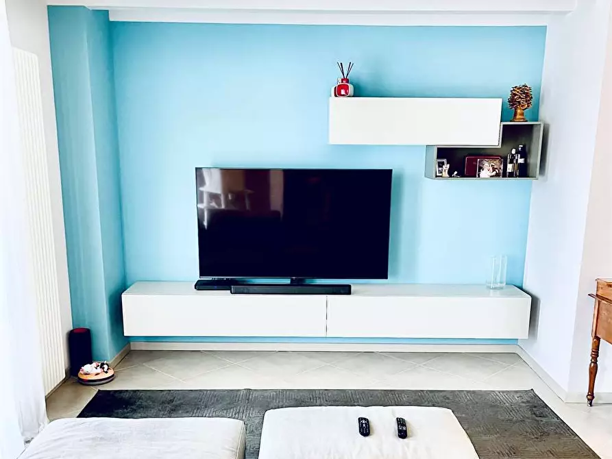 Immagine 9 di Appartamento in affitto  in Via Mezzocolle a Desenzano Del Garda