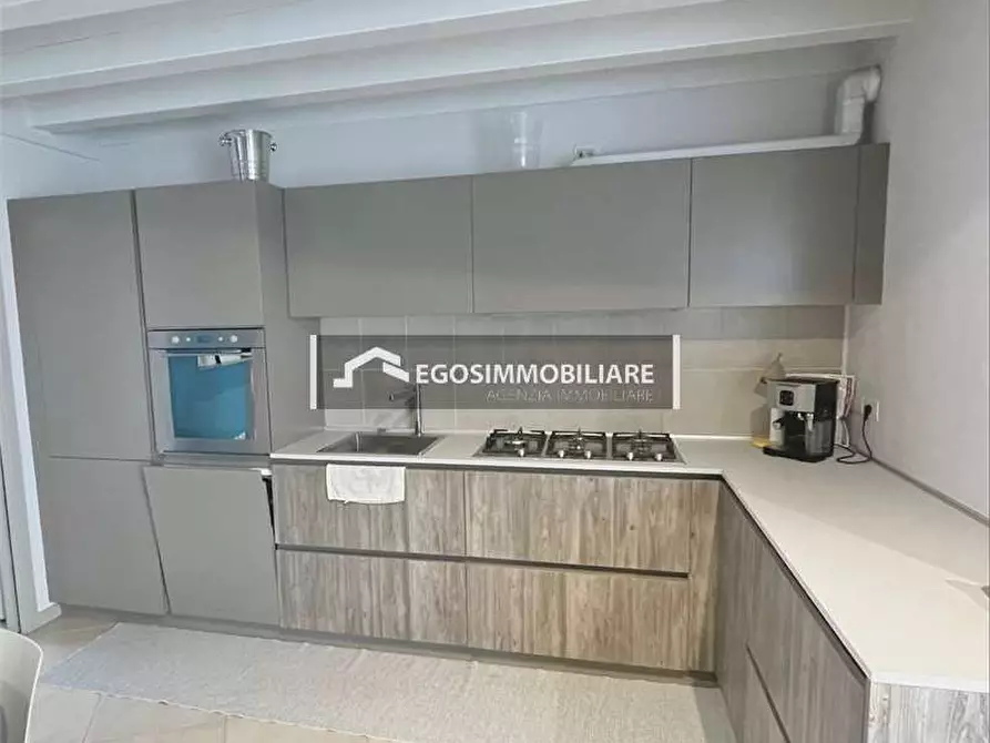 Immagine 11 di Appartamento in affitto  in Via Mezzocolle a Desenzano Del Garda