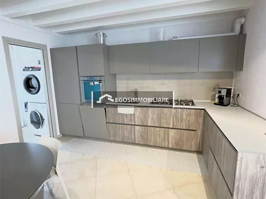 Immagine 5 di Appartamento in affitto  in Via Mezzocolle a Desenzano Del Garda