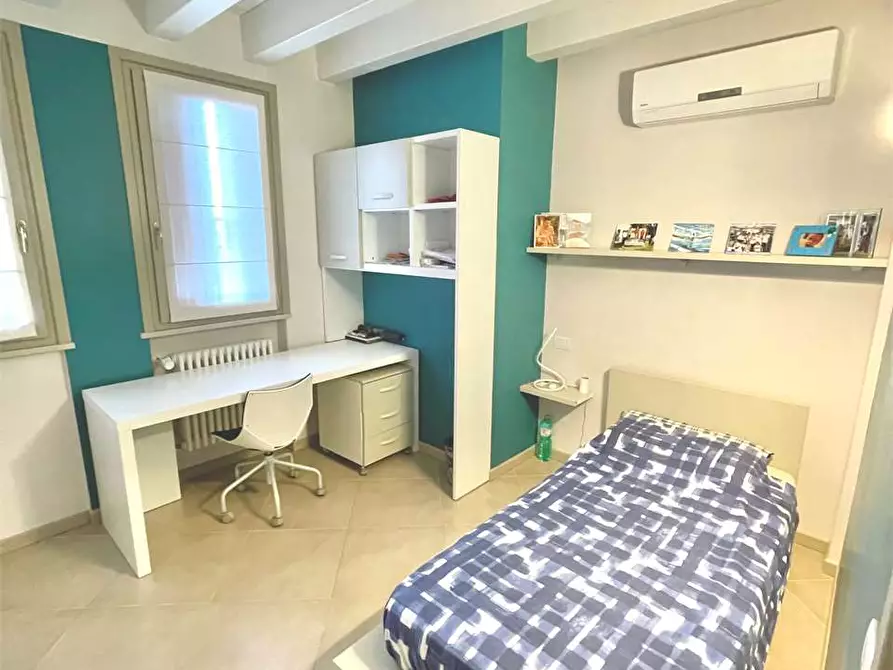 Immagine 14 di Appartamento in affitto  in Via Mezzocolle a Desenzano Del Garda