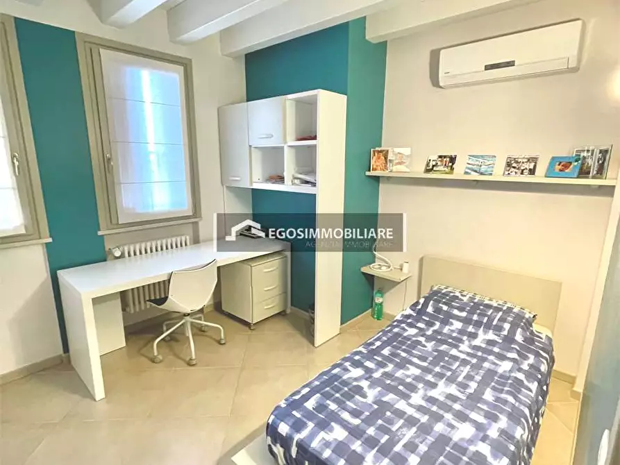 Immagine 14 di Appartamento in affitto  in Via Mezzocolle a Desenzano Del Garda