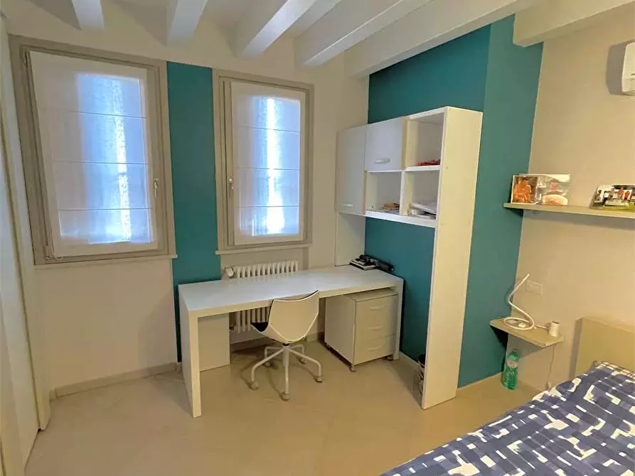 Immagine 17 di Appartamento in affitto  in Via Mezzocolle a Desenzano Del Garda