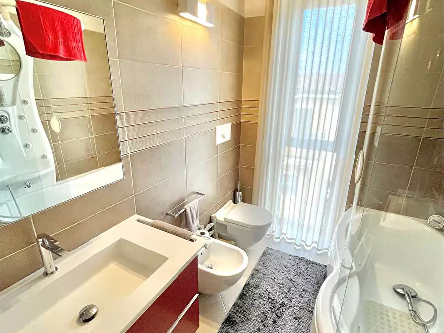 Immagine 20 di Appartamento in affitto  in Via Mezzocolle a Desenzano Del Garda