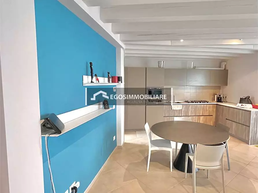 Immagine 6 di Appartamento in affitto  in Via Mezzocolle a Desenzano Del Garda