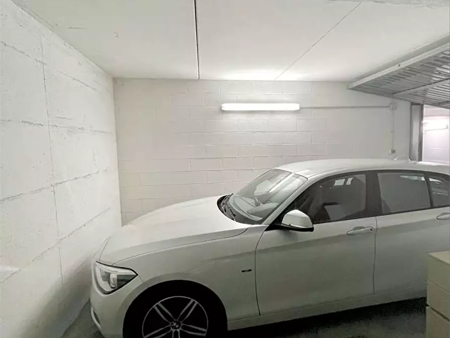 Immagine 30 di Appartamento in affitto  in Via Mezzocolle a Desenzano Del Garda