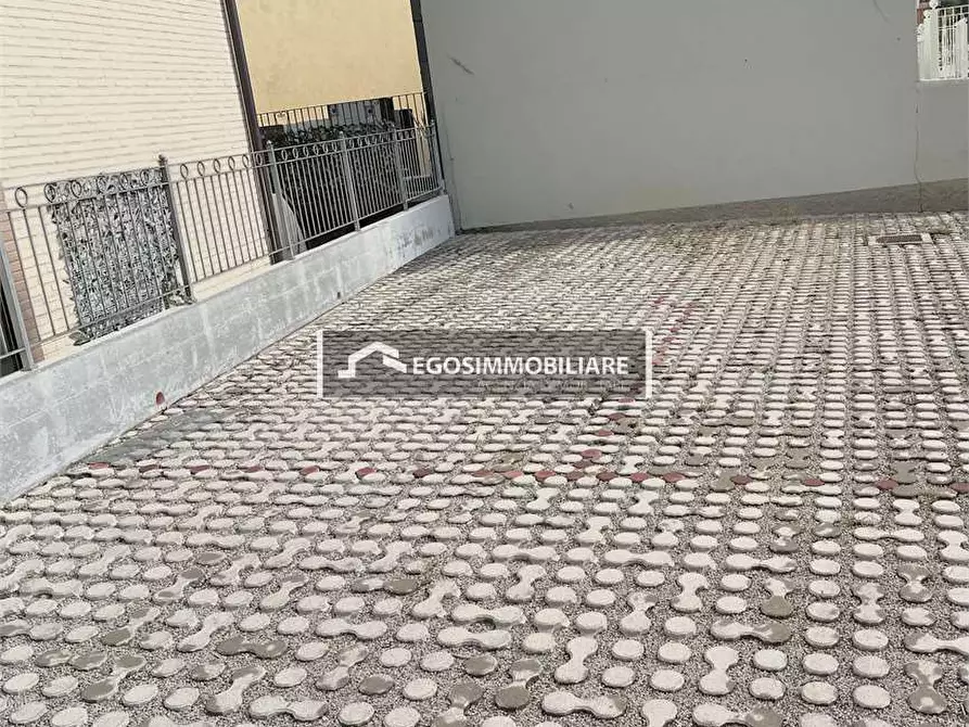 Immagine 31 di Appartamento in affitto  in Via Mezzocolle a Desenzano Del Garda