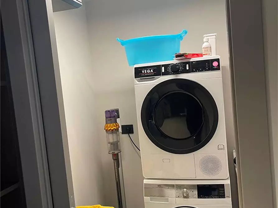 Immagine 5 di Appartamento in affitto  in via Guglielmo Marconi 133 a Desenzano Del Garda